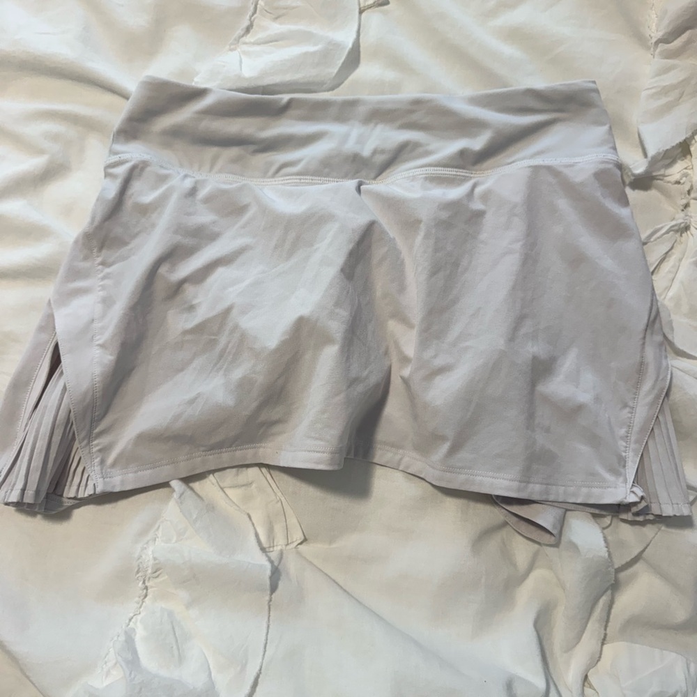 Women's White Mini Skirt - Picture 2 of 4